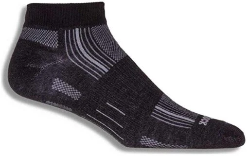 Wrightsock Men's Stride Lo Socks, Black, Small -Outlet Bike Store PL aewbmRc z1g3cpvArrrGlY