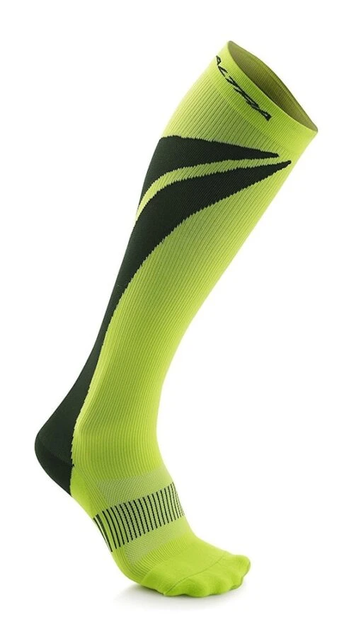 Altra Maximum 1.0 Light Anatomical Compression Socks, Lime/Black (S, M) -Outlet Bike Store gw amnk h5yuc8YgGyrM 6JWc